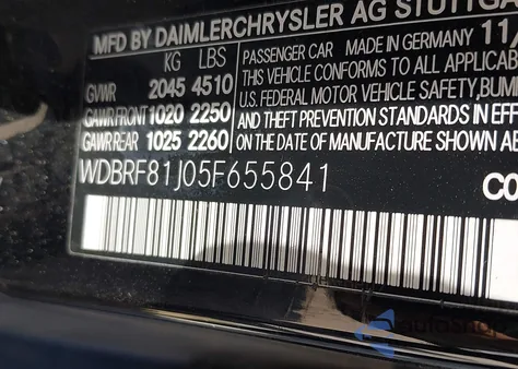 2005 Mercedes-Benz C 240 Luxury 4Matic z USA, uszkodzony, nr VIN WDBRF81J05F655841